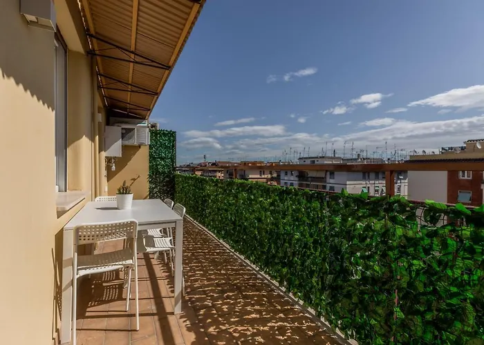 La Dolce - Sunny Penthouse Trastevere Station 100sqm * Roma